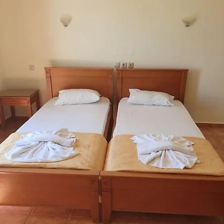 Sofia & Apts Agia Marina