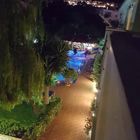 Sofia & Apts Agia Marina